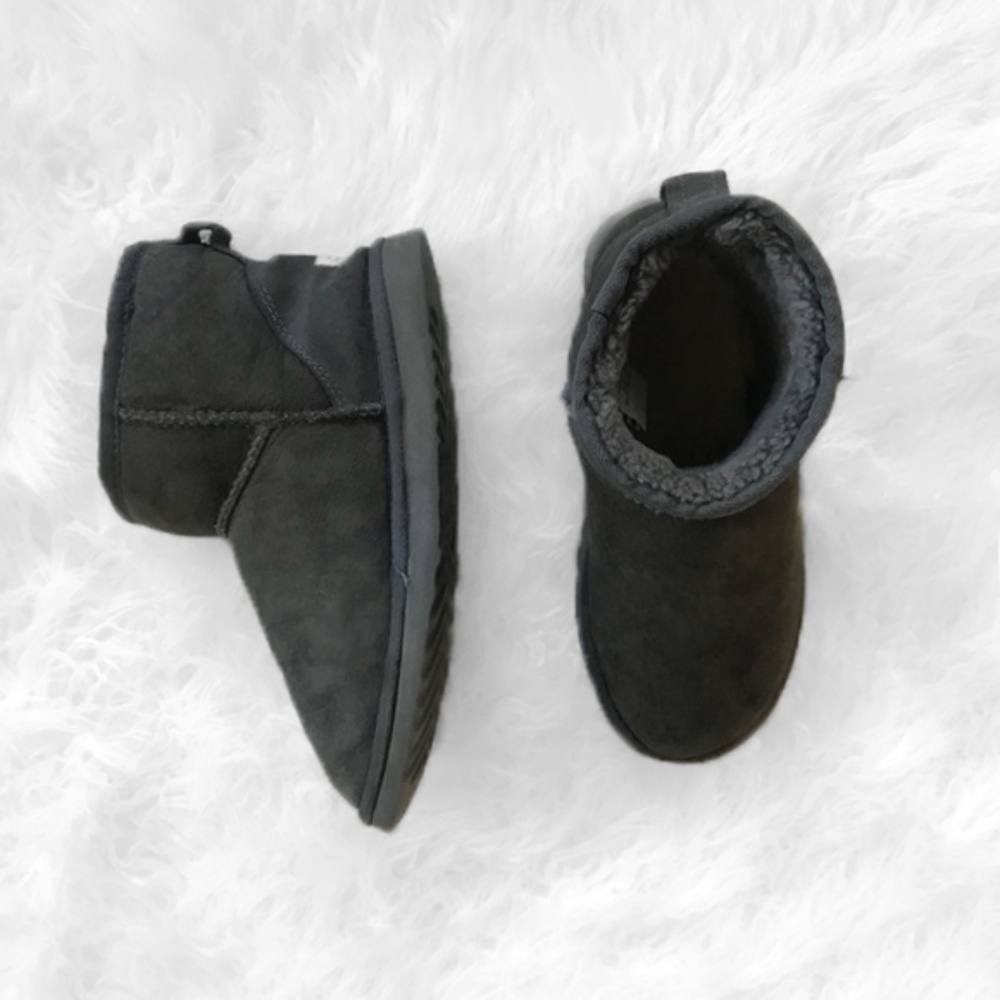 UGG | Mini Booties
